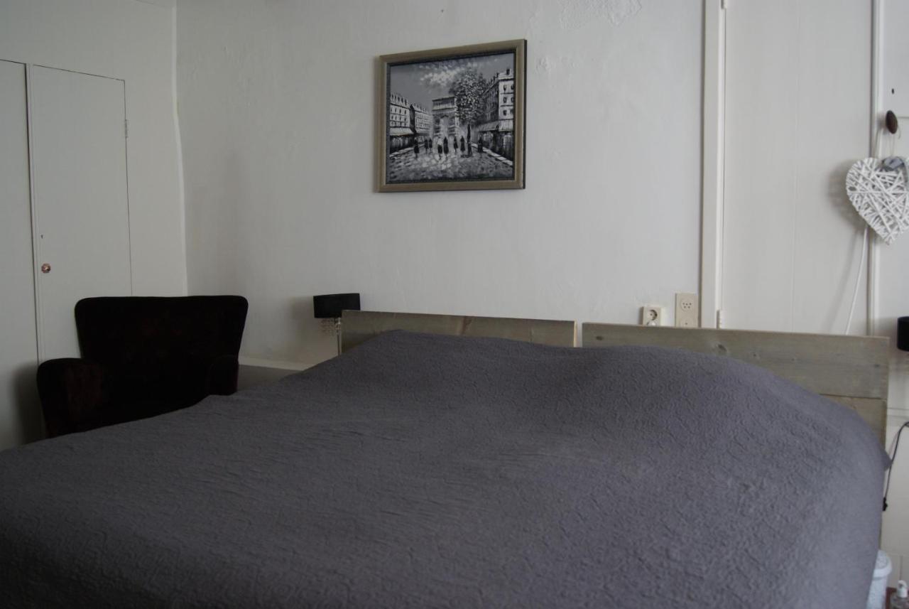Tweepersoonskamer met 1 of 2 Bedden en Eigen Badkamer